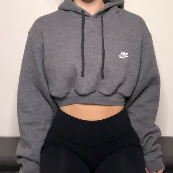 NIKE Crop Hoodie